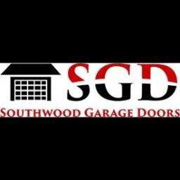 Southwood Garage Doors & Screens: Expert installations for garage doors and hurricane protection in Florida.