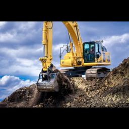 Burks Excavation specializes in heavy civil contracting and earth-moving projects across Idaho, committed to excellence and safety.